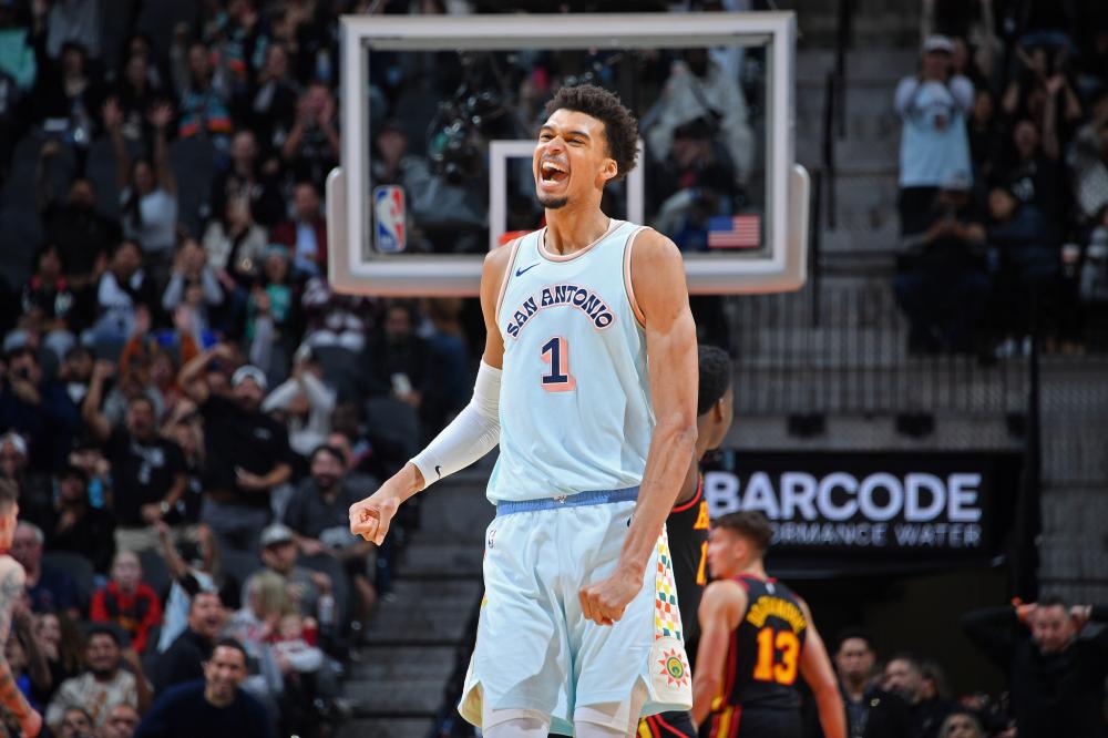 满怀期待地 满怀期待地